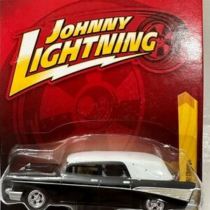 Johnny Lightning 1957 Chevrolet Hearse diecast